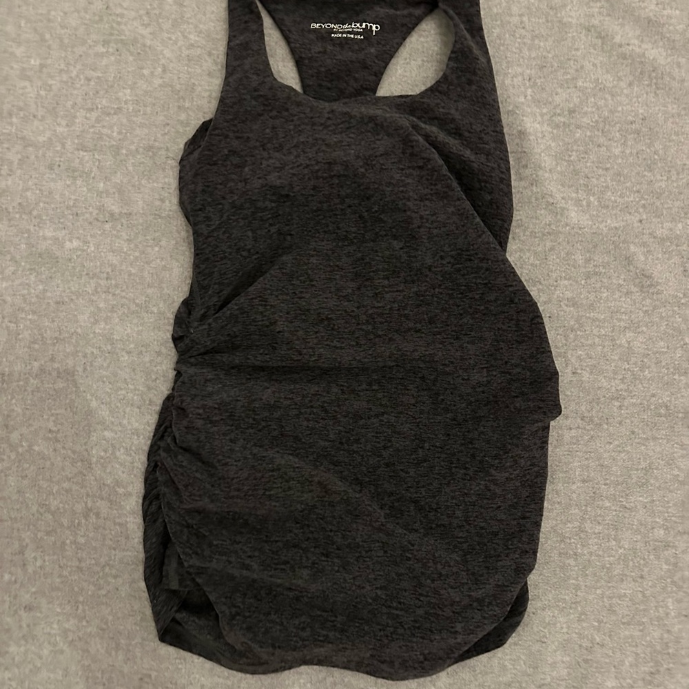 Beyond the Bump Women's Heathered Black Tank Top